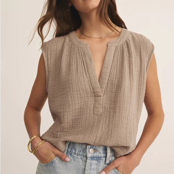Z Supply Tops - NWT Z Supppy Cottopon Sleeveless Top Beach Summer Spring Gauze Minimalist Chic